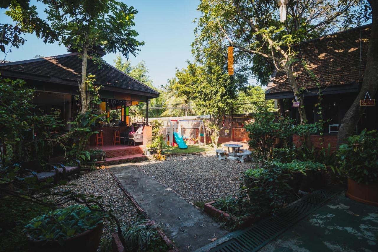 Joy'S House & Tour Bed and Breakfast Chiang Mai Exterior foto